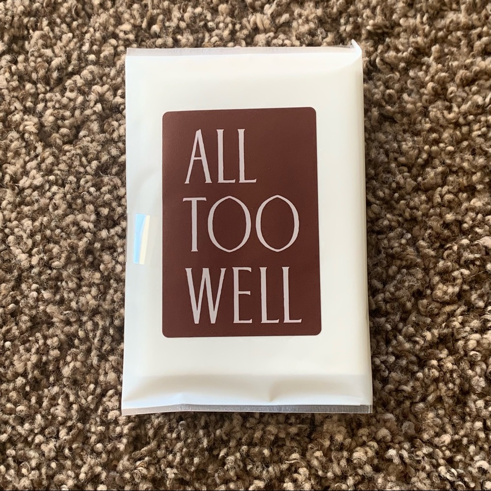 NEW Taylor Swift Tissues